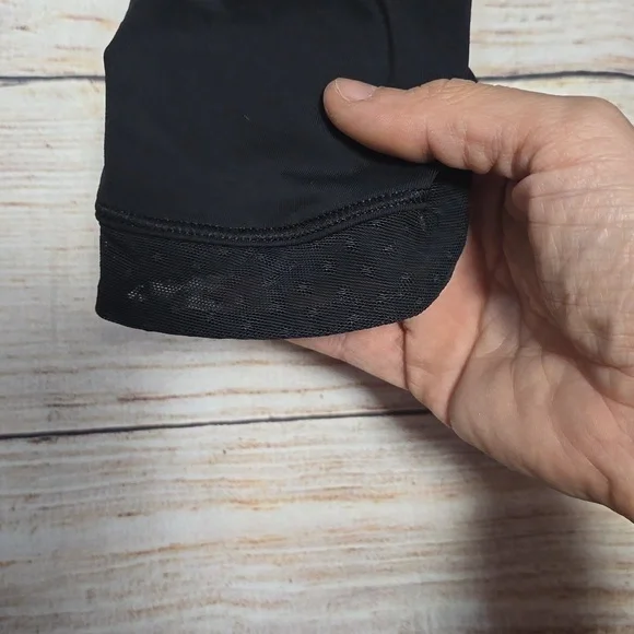 Lululemon leggings 25" size 4 - Picture 5 of 9